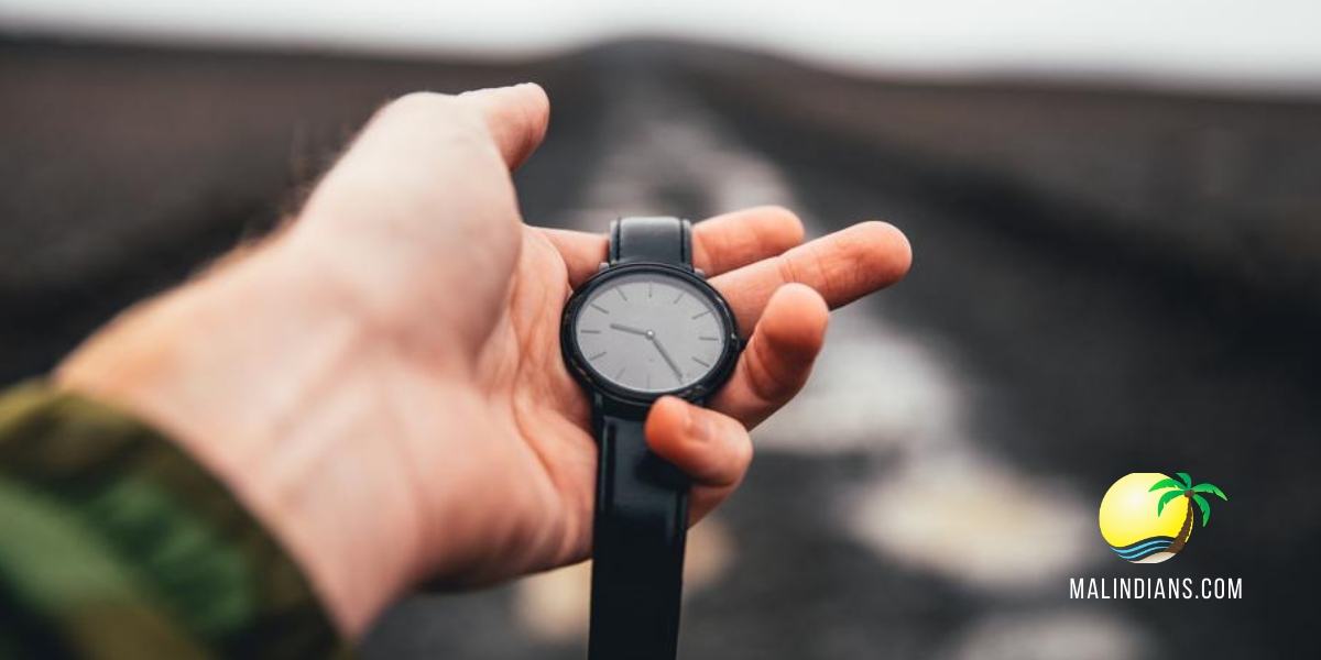 watch and accessories for the beach